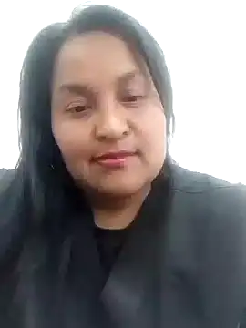 Snapshot of lucia00xx chatting on November 5, 6:52 pm lucia00xx online show from November 5, 6:52 pm