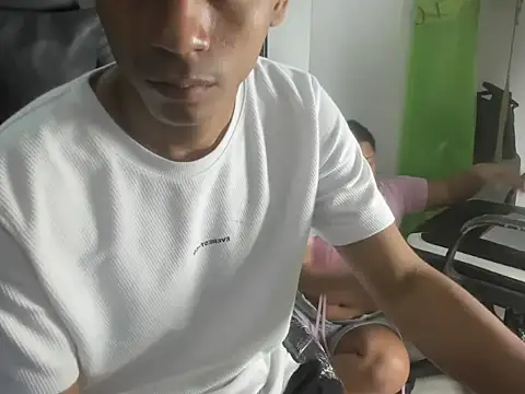 Baby Latin online show from November 12, 4:24 am