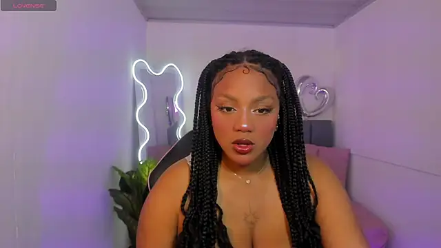 THIANA TAY online show from November 30, 3:10 am