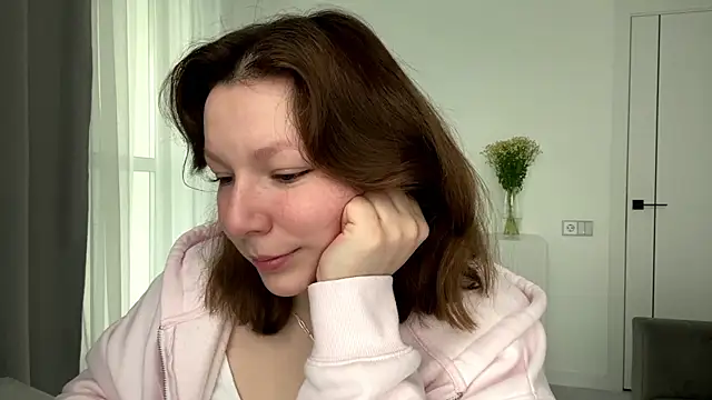 TamekiaSamii online show from November 19, 7:08 am