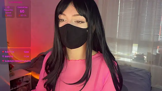  Cats eyes  online show from October 18, 1:56 pm