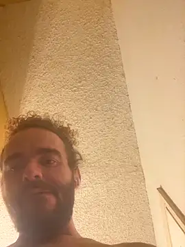 Snapshot of LumpaCoal chatting on October 25, 11:51 am LumpaCoal online show from October 25, 11:51 am