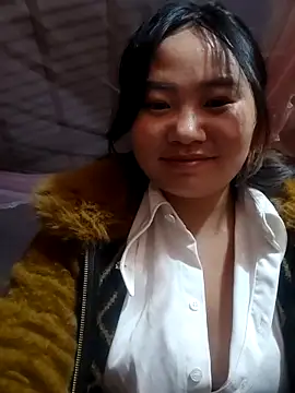 Snapshot of pi-pi-00 chatting on October 21, 2:29 pm pi-pi-00 online show from October 21, 2:29 pm