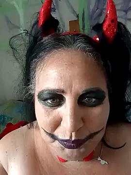 Snapshot of SorLilith_ElHombre chatting on October 27, 5:17 pm SorLilith ElHombre online show from October 27, 5:17 pm