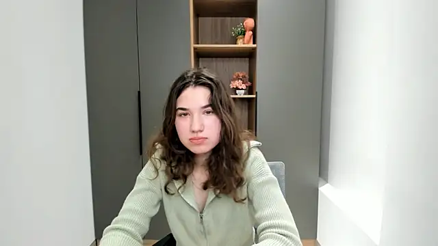 AmmieGerber online show from October 7, 5:04 am