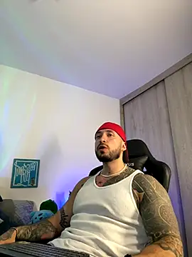 Dave-Max01 online show from November 13, 2:32 am