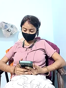 Snapshot of Payal_G chatting on October 14, 3:40 am Payal G online show from October 14, 3:40 am