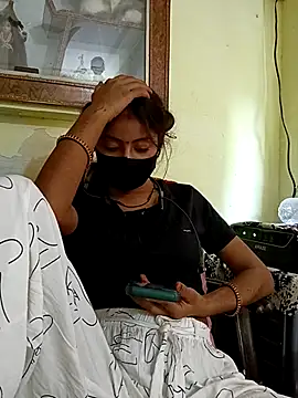 Snapshot of Payal_G chatting on October 15, 4:23 am Payal G online show from October 15, 4:23 am