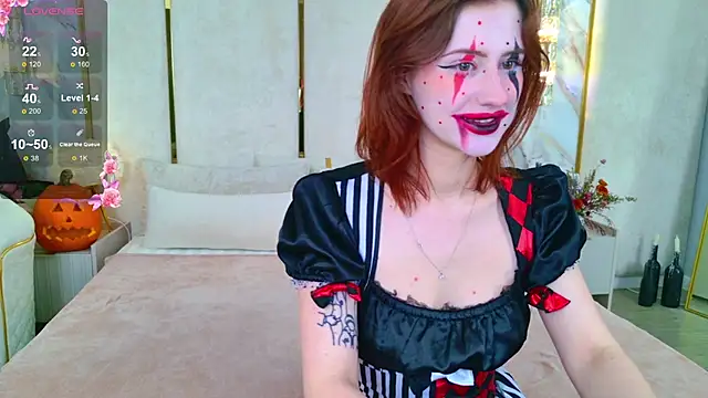 JessiJull online show from October 24, 5:09 pm