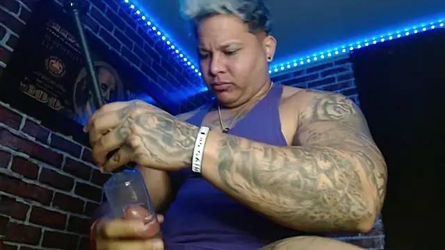 Snapshot of jordan_bigcock_ chatting on November 3, 12:50 pm jordan bigcock online show from November 3, 12:50 pm