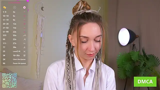 JohnetteConstine online show from October 16, 5:08 am