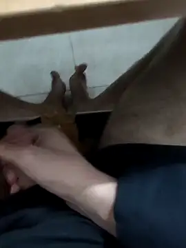 Snapshot of wakilos@xh chatting on December 14, 6:56 pm wakilosxh online show from December 14, 6:56 pm