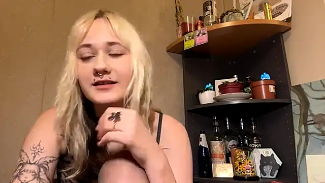 Snapshot of Ulemonala_Cute chatting on October 7, 5:32 pm Ulemonala Cute online show from October 7, 5:32 pm