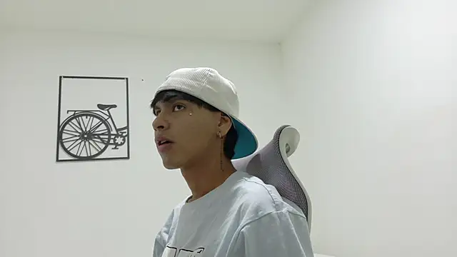 SEBAS LOVER  online show from October 15, 7:58 pm