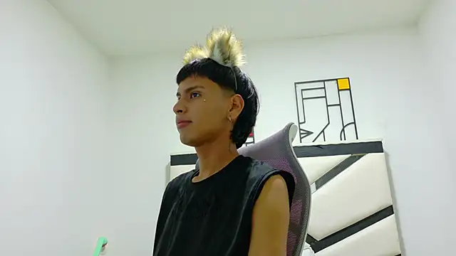 SEBAS LOVER  online show from November 14, 11:46 pm