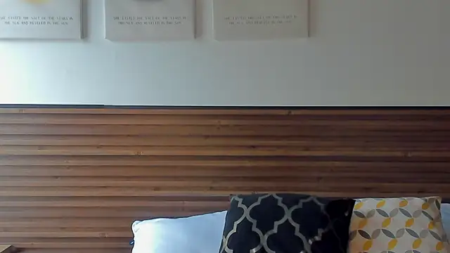 Snapshot of Kitty_Bombon chatting on October 12, 8:08 pm Kitty Bombon online show from October 12, 8:08 pm