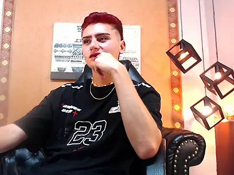 Alex Millerss online show from November 20, 10:31 pm