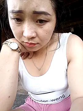 Snapshot of miemie-xx chatting on October 13, 1:05 am miemie-xx online show from October 13, 1:05 am