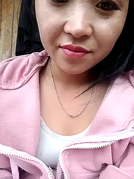 Snapshot of miemie-xx chatting on October 21, 11:38 pm miemie-xx online show from October 21, 11:38 pm