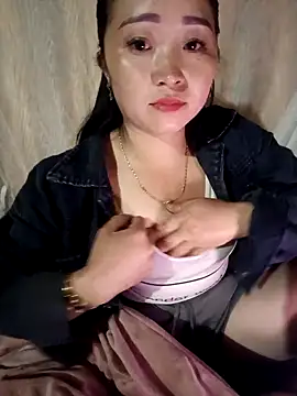 Snapshot of miemie-xx chatting on October 22, 12:27 pm miemie-xx online show from October 22, 12:27 pm