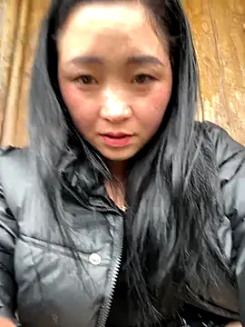 Snapshot of miemie-xx chatting on October 24, 7:38 am miemie-xx online show from October 24, 7:38 am