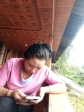 Snapshot of miemie-xx chatting on October 26, 6:30 am miemie-xx online show from October 26, 6:30 am