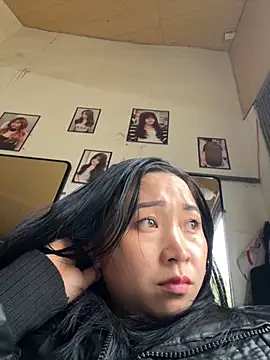 Snapshot of miemie-xx chatting on November 4, 9:30 am miemie-xx online show from November 4, 9:30 am