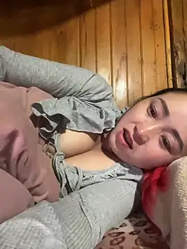 Snapshot of miemie-xx chatting on November 29, 1:25 pm miemie-xx online show from November 29, 1:25 pm