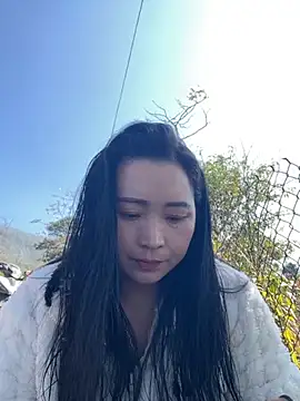 Snapshot of miemie-xx chatting on December 1, 6:18 am miemie-xx online show from December 1, 6:18 am