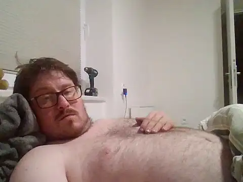 Snapshot of czechguy chatting on October 17, 8:55 pm czechguy online show from October 17, 8:55 pm