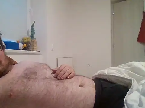 Snapshot of czechguy chatting on November 15, 6:22 am czechguy online show from November 15, 6:22 am