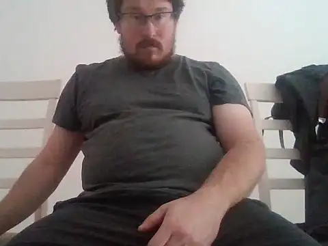 Snapshot of czechguy chatting on November 25, 11:43 am czechguy online show from November 25, 11:43 am