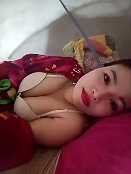 Rabbit-small online show from November 18, 1:11 am