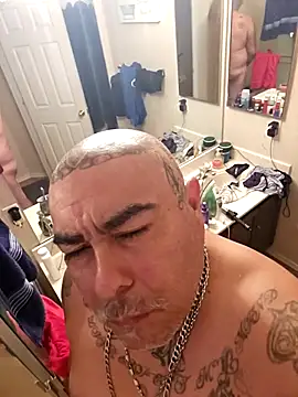 B1GLO online show from November 22, 11:15 pm