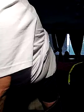 B1GLO online show from November 29, 12:13 am