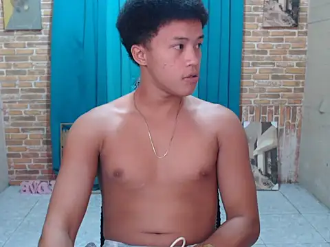 ur naughtyboy patrick online show from December 15, 1:26 pm