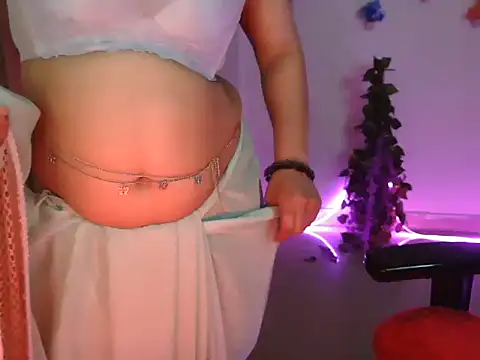 Snapshot of Royal_zara chatting on October 31, 5:47 pm Royal zara online show from October 31, 5:47 pm