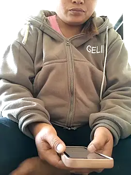 limely- online show from November 24, 6:02 am