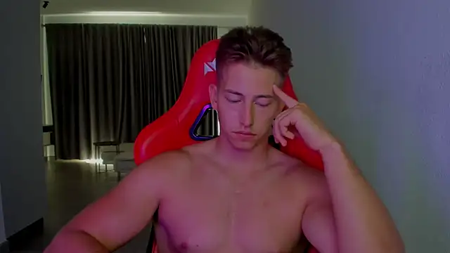 Snapshot of find0m_master chatting on November 8, 4:40 pm find0m master online show from November 8, 4:40 pm