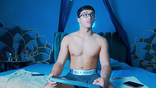 Stefano Calle online show from November 8, 12:27 pm