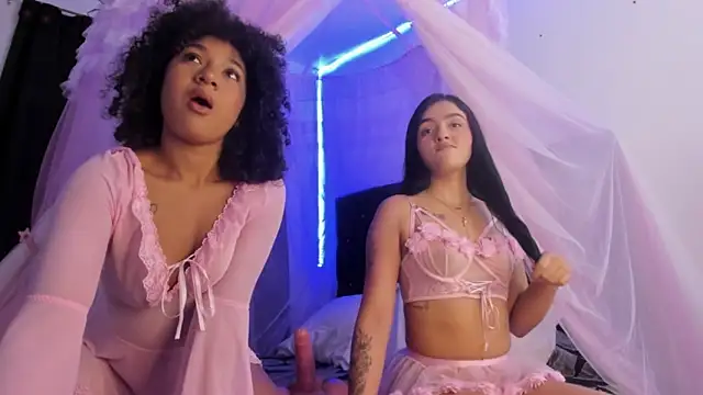 ailen aria online show from October 12, 3:22 pm