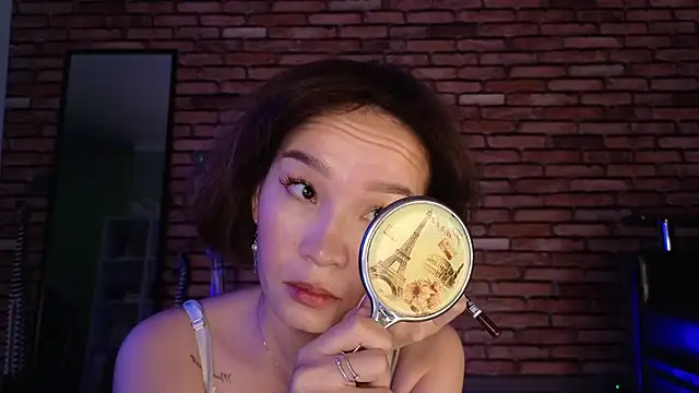 Snapshot of saya_li1 chatting on November 12, 9:47 pm saya li1 online show from November 12, 9:47 pm