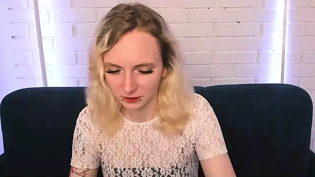 LikiLips online show from October 14, 1:39 am