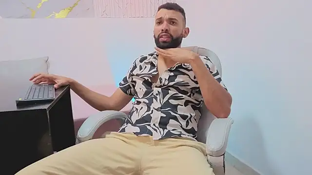 Snapshot of onlymen2025 chatting on December 3, 10:41 pm onlymen2025 online show from December 3, 10:41 pm