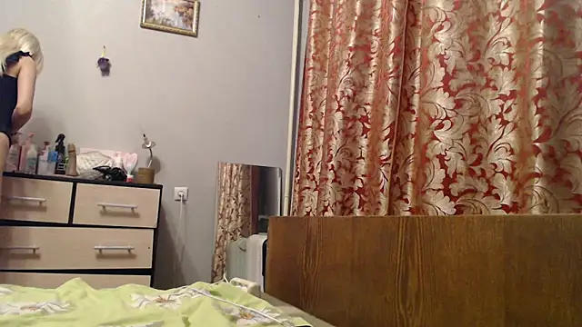 maybe doll online show from November 9, 2:15 pm