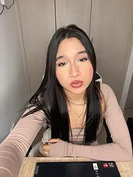 Ariasex  online show from November 6, 7:26 pm