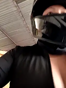 Snapshot of Scarlet_Aura chatting on November 19, 7:58 pm Scarlet Aura online show from November 19, 7:58 pm