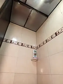 Snapshot of Scarlet_Aura chatting on November 20, 10:31 pm Scarlet Aura online show from November 20, 10:31 pm