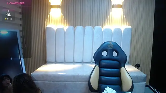 Kendall rossii  online show from November 21, 2:54 am