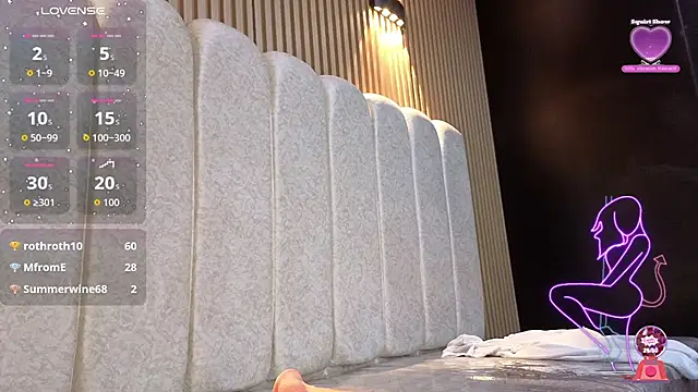 Kendall rossii  online show from November 29, 3:15 pm